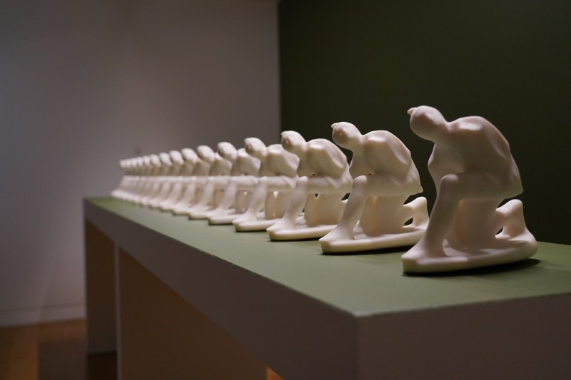 Érosion Numérique – Kneeling Persian
